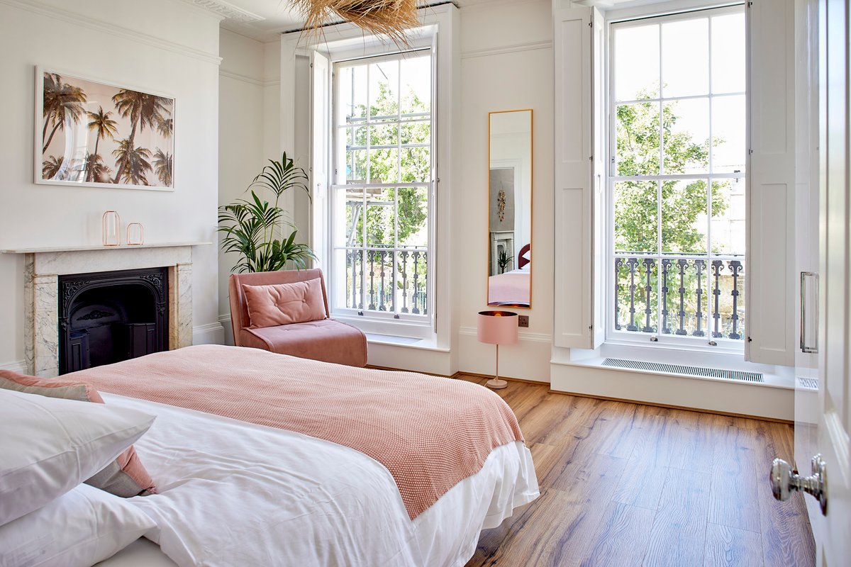 Stylish townhouse with garden in central London