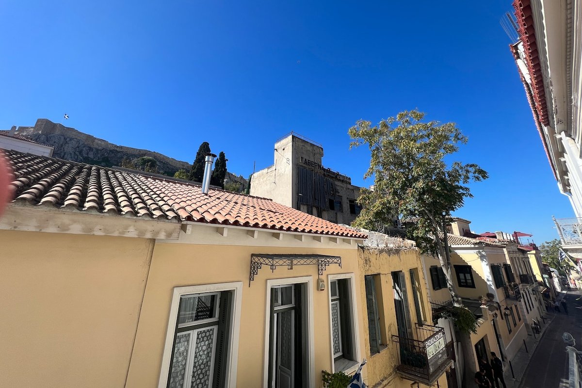 Athenian Getaway Villa in Plaka by Athenian Homes gallery image 5