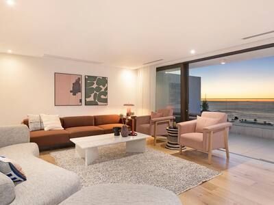 Lux New Villa – Stunning Views & Rooftop Jacuzzi