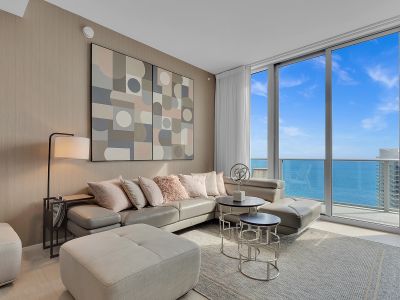 5 ★ PH BREATHTAKING Ocean View Brand New 2BR/BTH