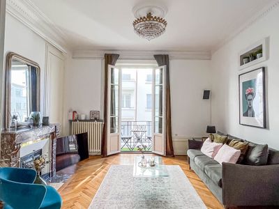 Superbe 85m2 center of Brotteaux with balcony !