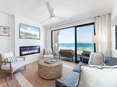 N Oceanfront Masterpiece with Rooftop & Hot Tub