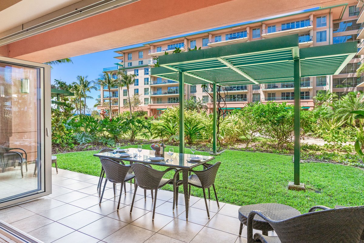 Maui Resort Rentals: Honua Kai Konea 109/10