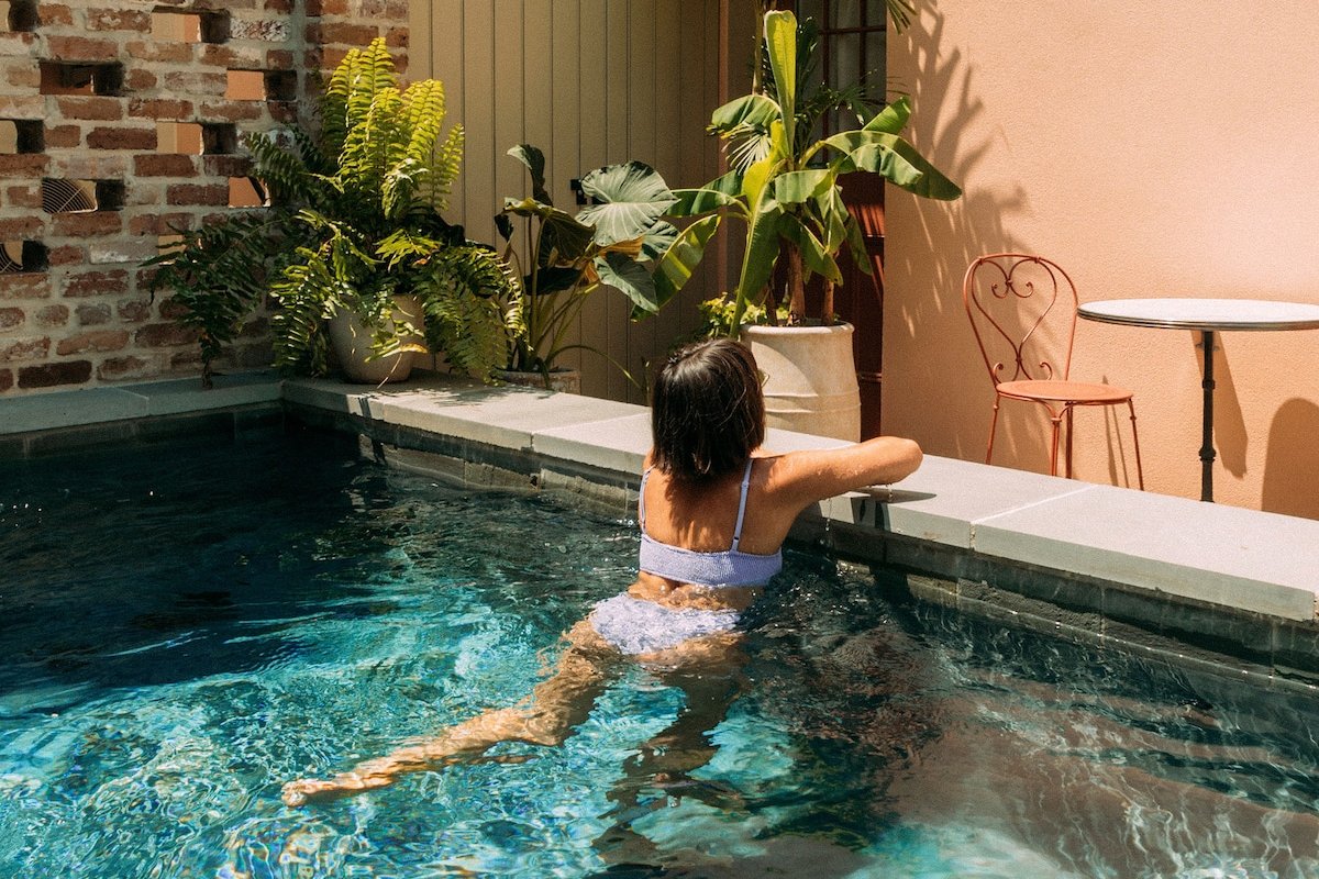 Chartres Carriage House & POOL by Dear Valentine gallery image 3