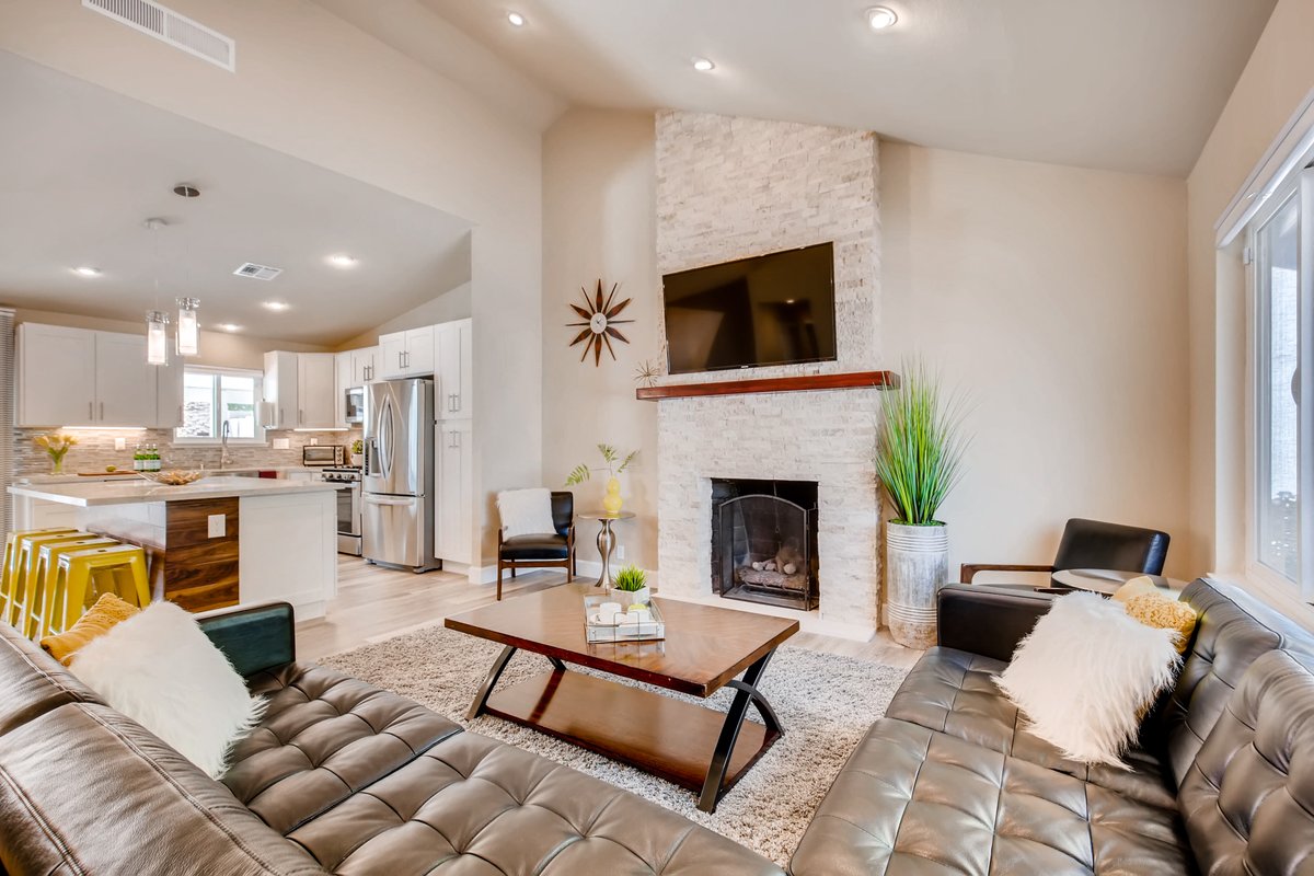 4BR Private Home with Pool