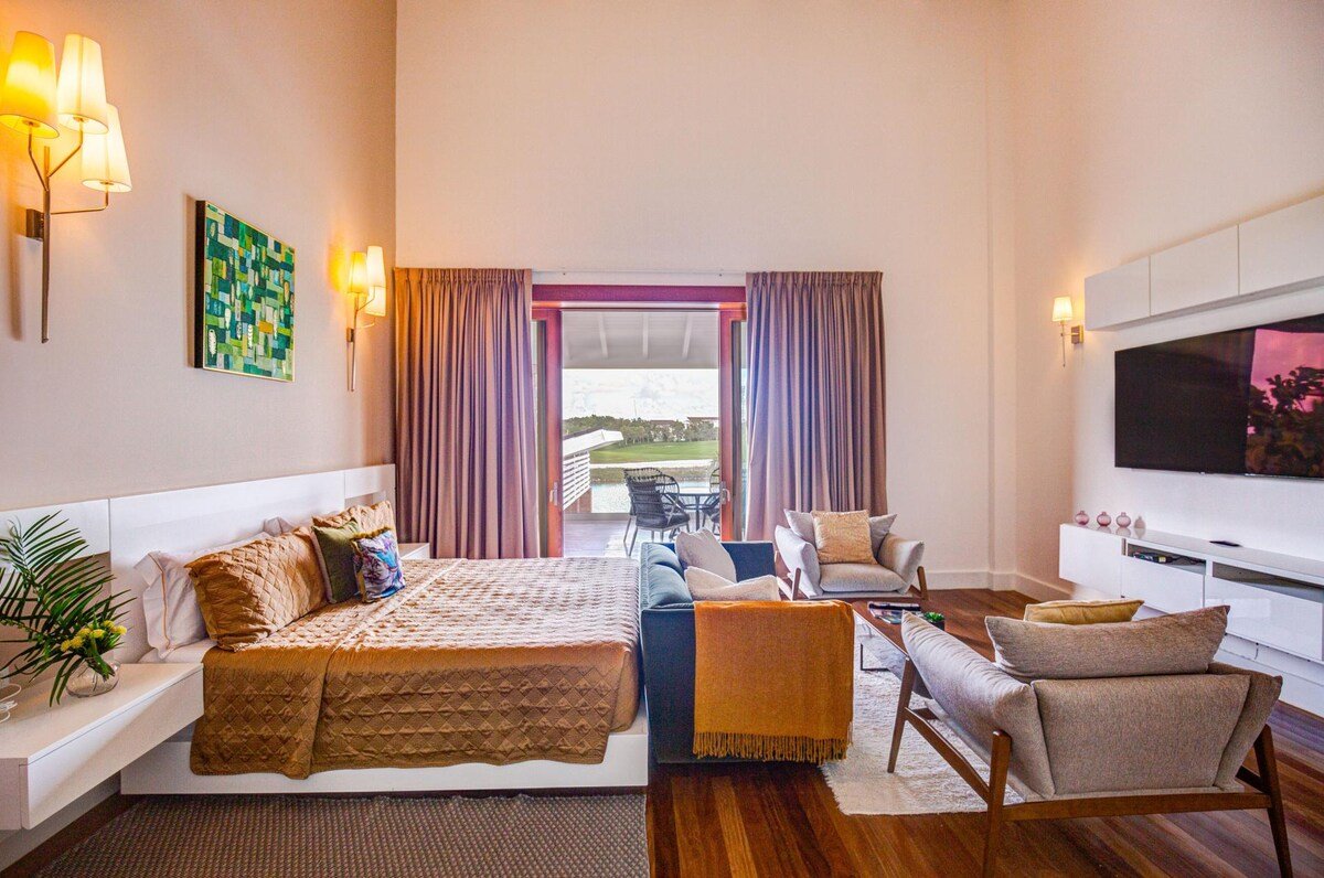 Hacienda A39 – Outstanding Lakefront Villa gallery image 4