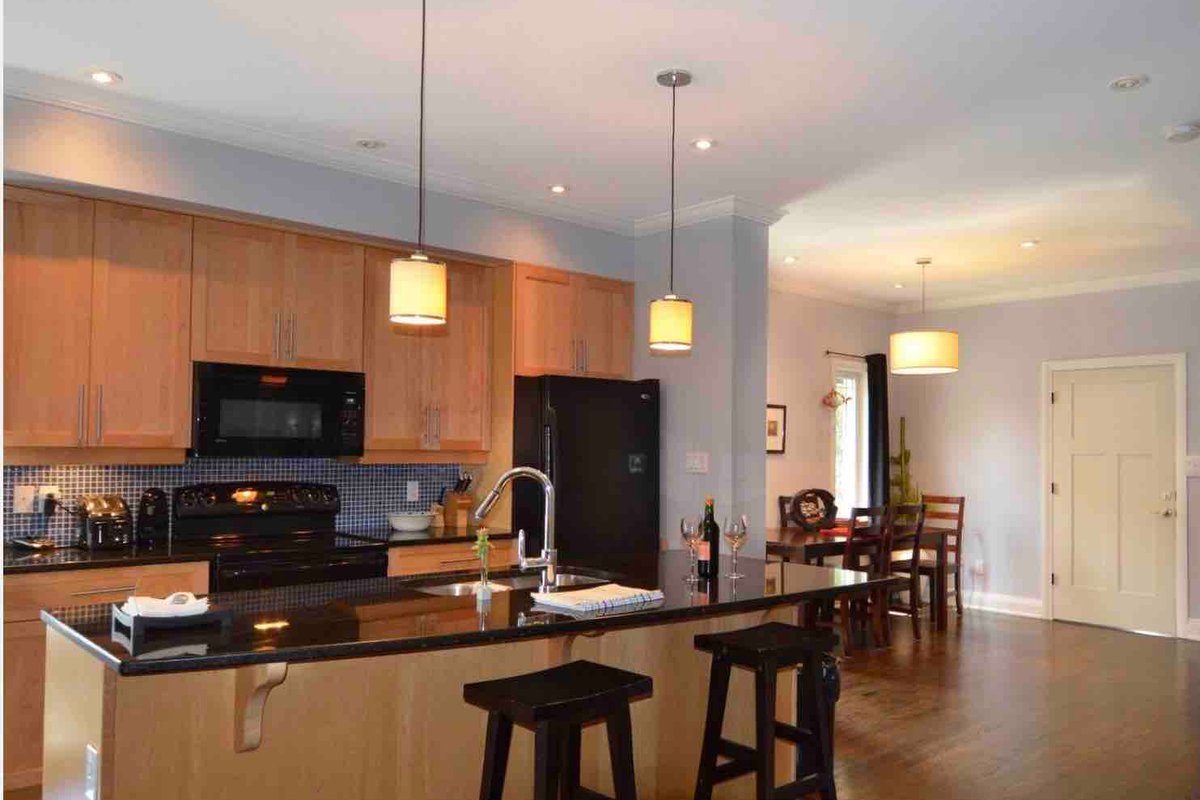 Absolutely Fabulous Westboro Home Perfect Location