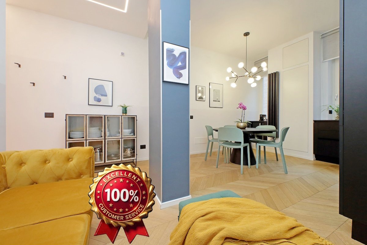 TR Campo de’ Fiori Suite w Sauna and Hot Tub gallery image 2