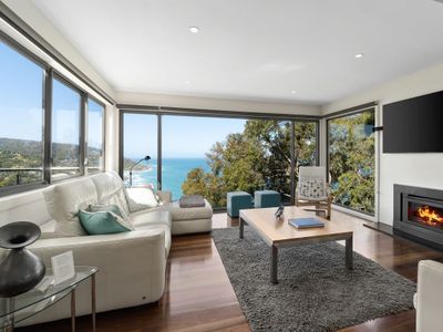 Azure Wye River – ocean views & wildlife