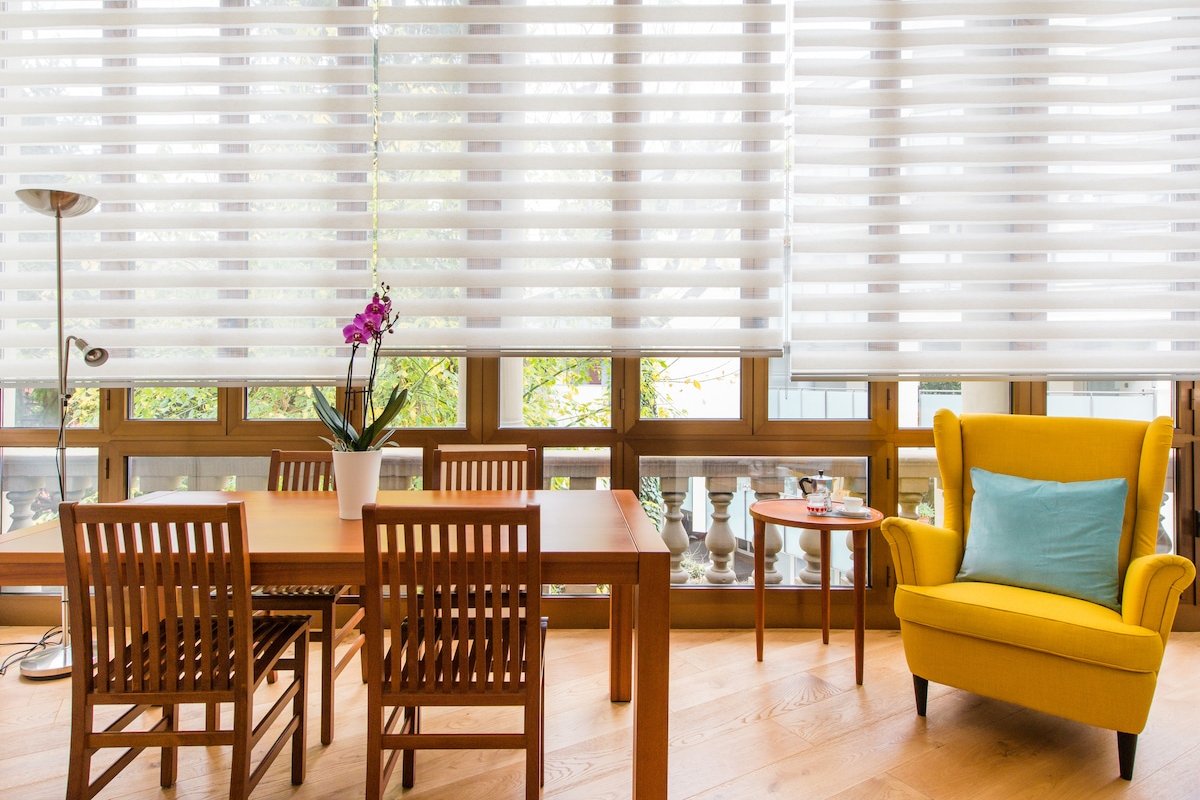 Chez Fratellini, with parking & the Circus History gallery image 2