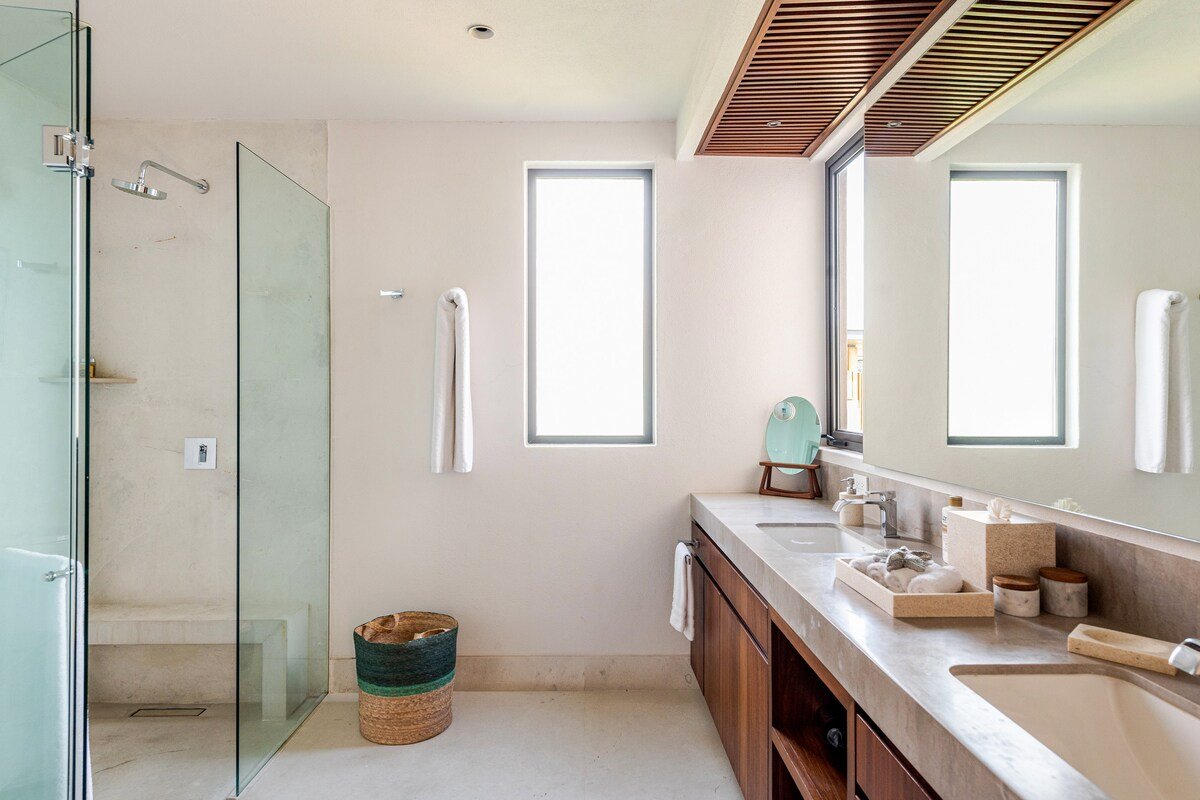 Oceanview Iyari Villa w/ Plunge Pool & Terrace gallery image 2