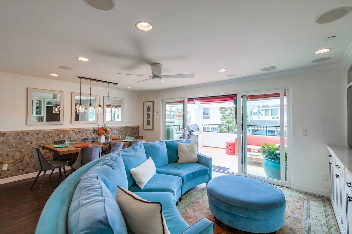 Mission Tides 3 | 6BR Mission Beach Rooftop Deck gallery image 4