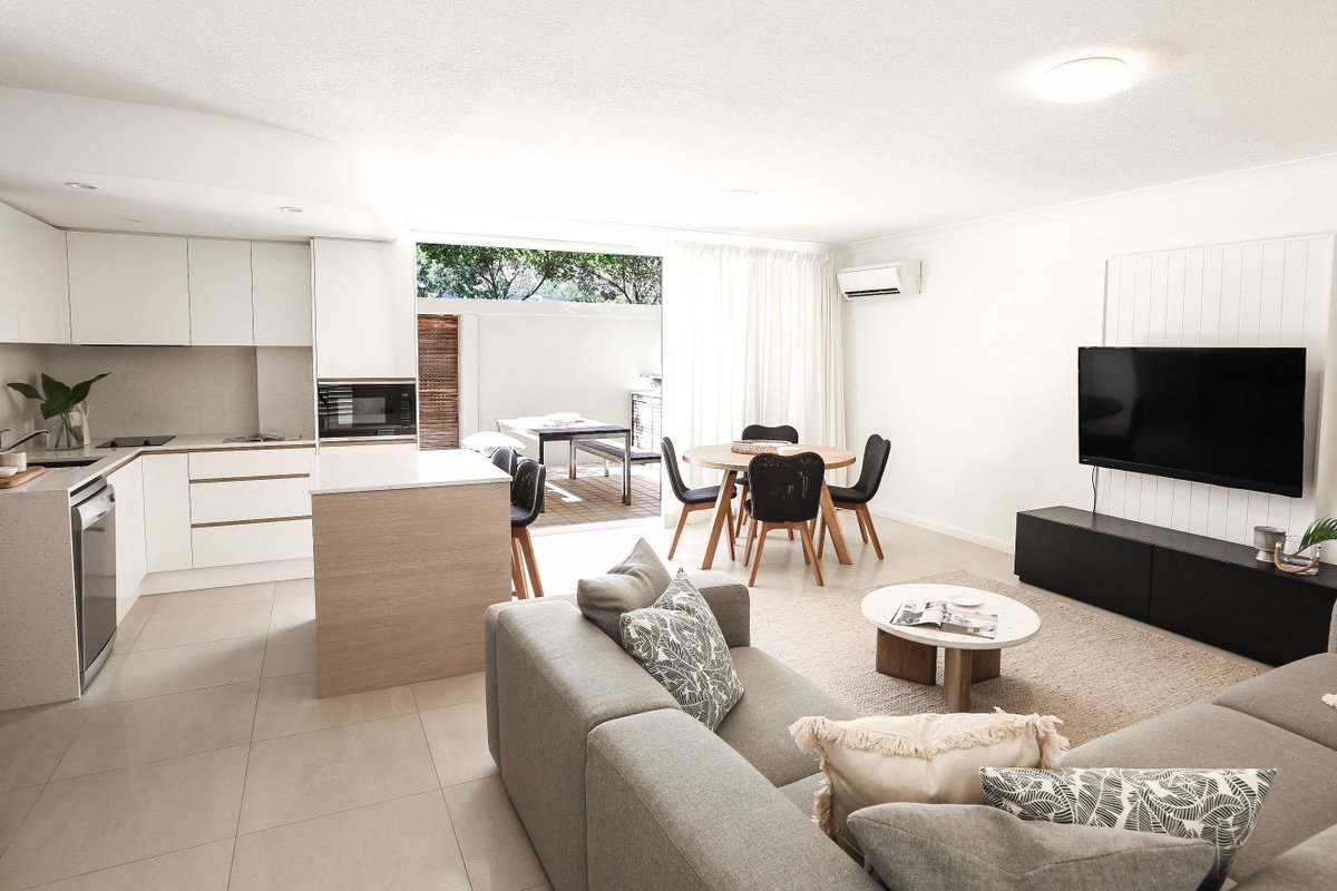 Portofino 2: Beachfront Complex Noosa Heads