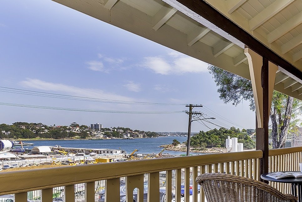 Water Front 6 Bedrooms The Rocks 2 Apartments #34 gallery image 5