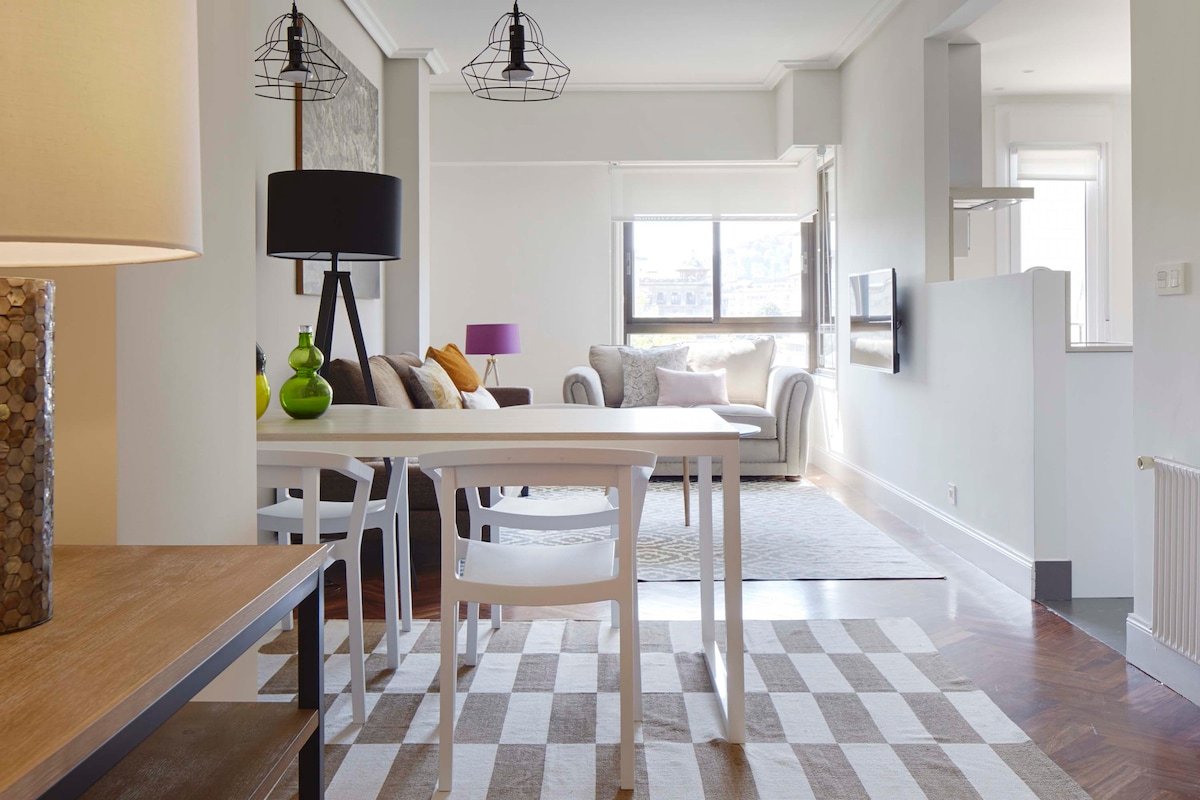 Duke by FeelFree Rentals gallery image 4