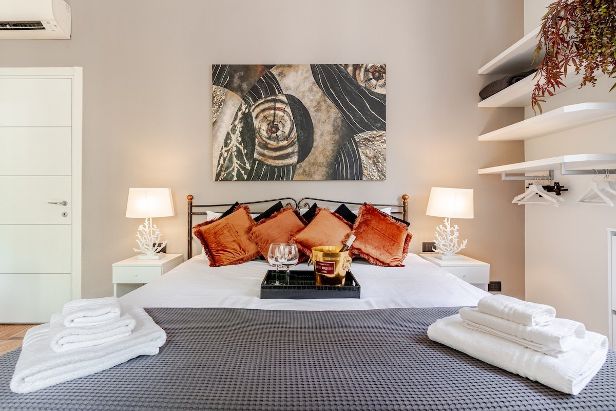 Grande trilocale, 2 bagni, balconi, Lusso, Milano gallery image 3