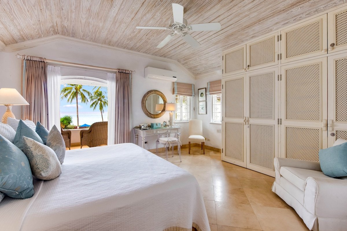 Ixoria gallery image 2