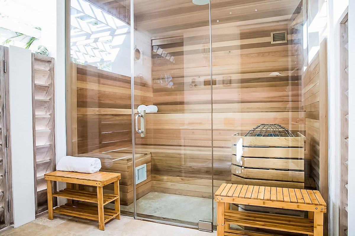 Turks & Caicos Dream – Beachfront + Full Service gallery image 4