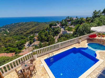 Volledig vernieuwde familievilla(10p.), zeezicht!