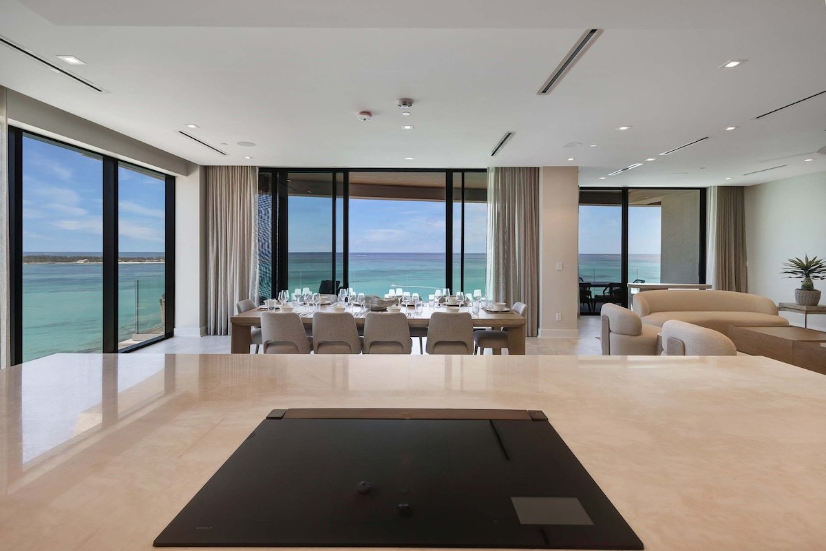 Oceanfront Aqualina Penthouse with Infinity Pool gallery image 3