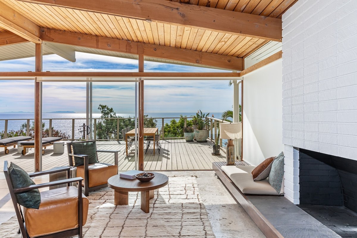 The Hideaway Beach House by Stay Awhile Villas gallery image 4