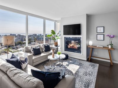 Waterfalls Hotel Stunning Luxury King Suite