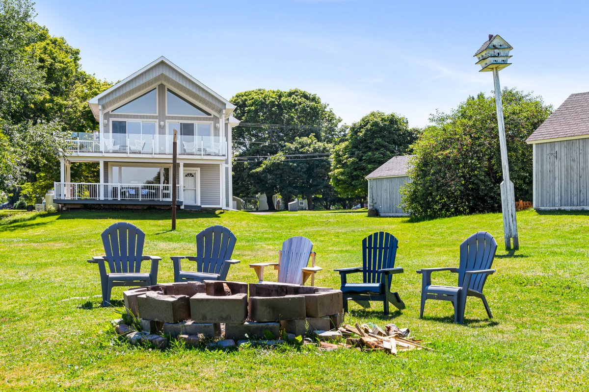 Sea La Vie- Ocean View Vacation Home