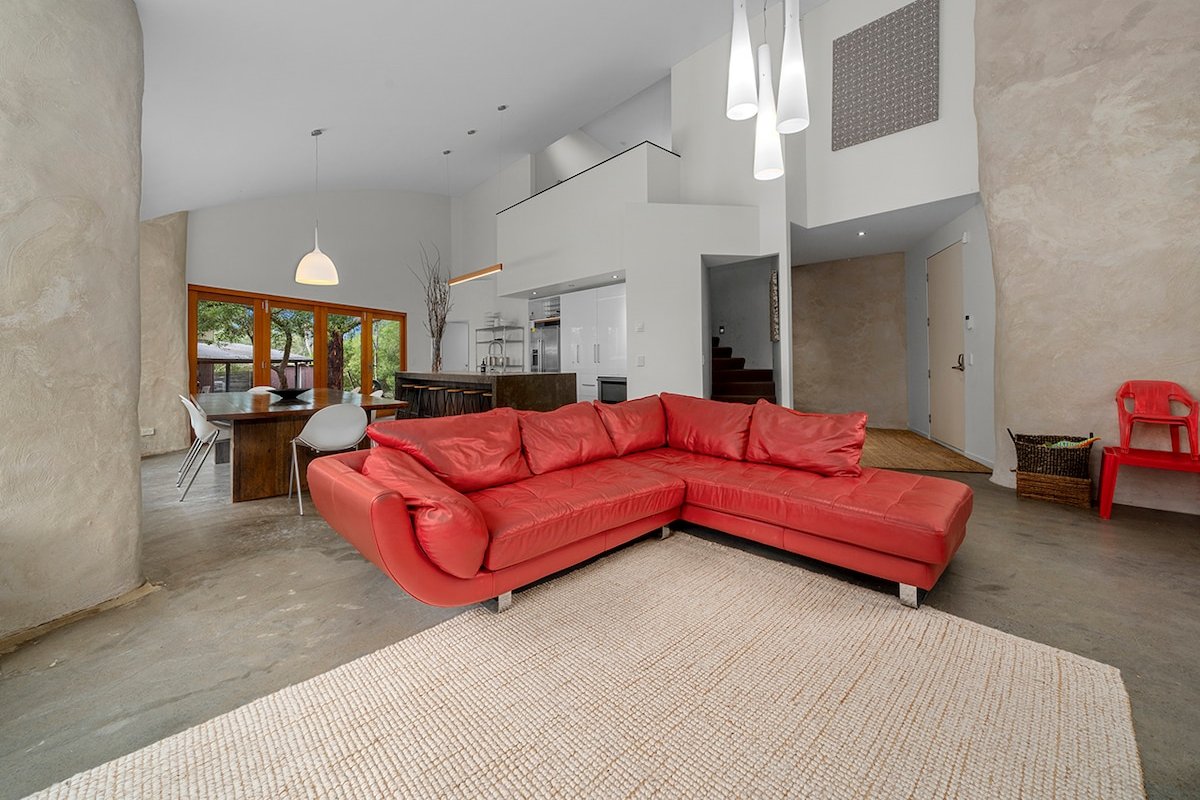 Nosh Holiday – Your eco-holiday home. gallery image 3