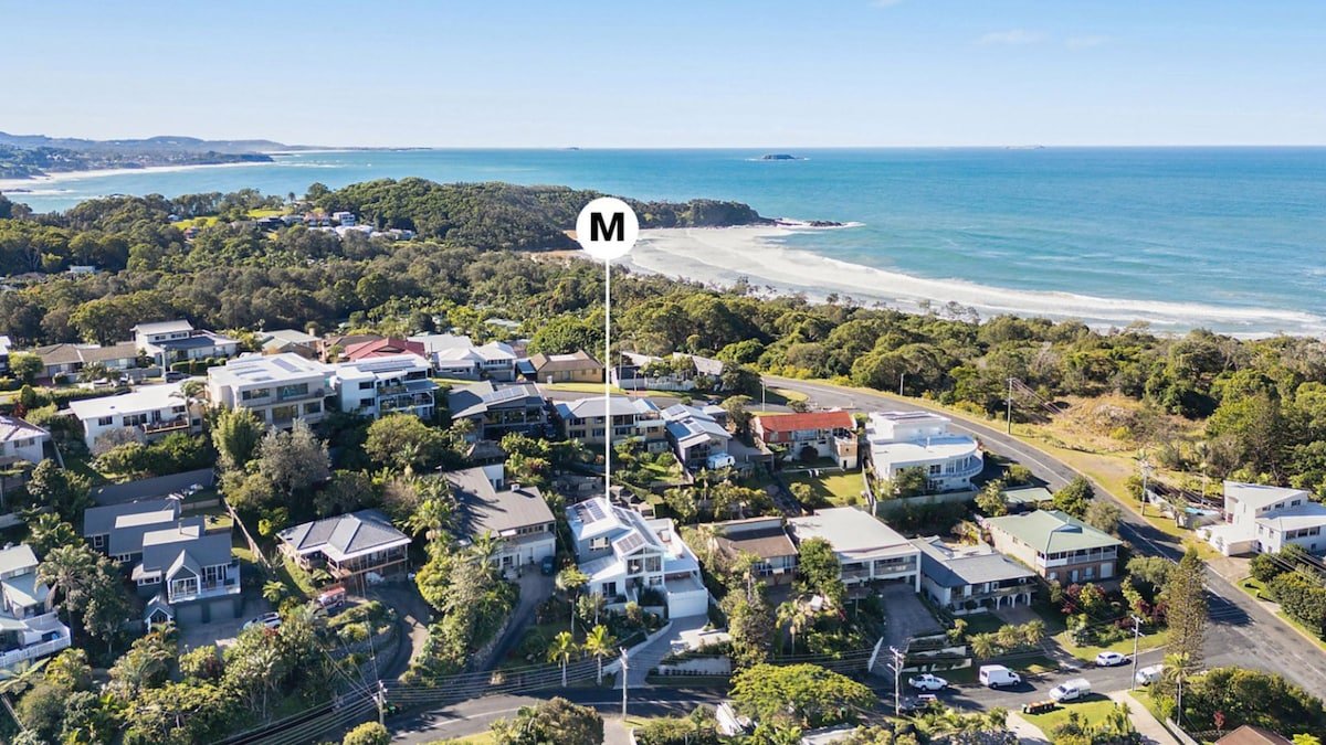 Lookout Lounge – Pet Friendly, Pool, Great Views! gallery image 4