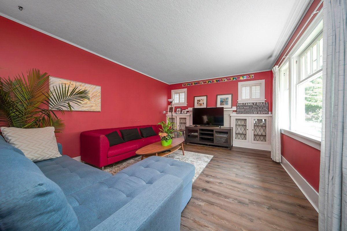 Entire Cozy 4 bedroom House in Vancouver gallery image 4
