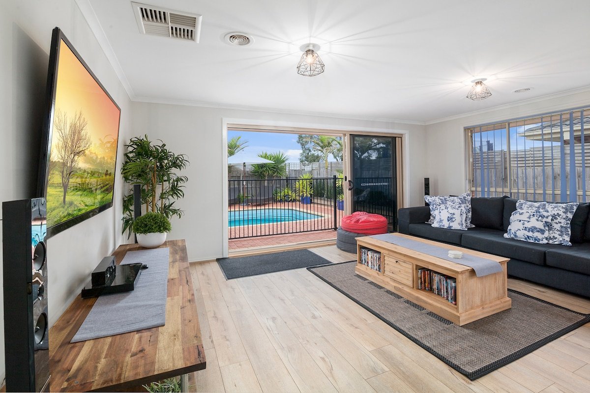 Ocean Grove Beach Oasis -Sleeps 16- inground pool gallery image 3