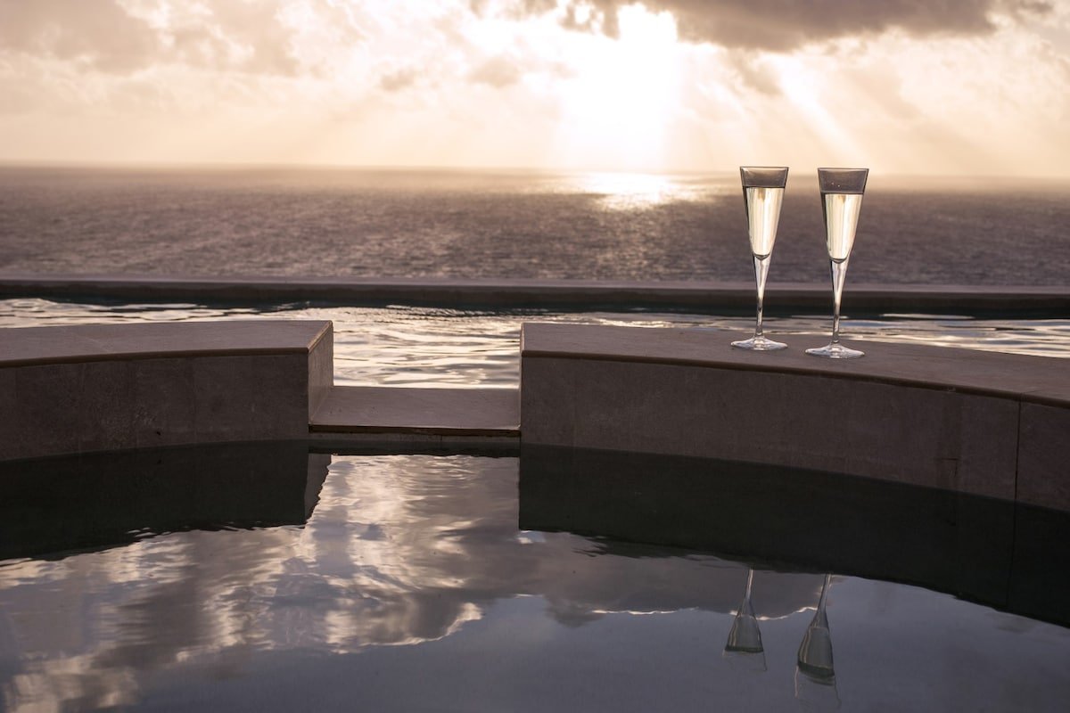 Heated pool★Jacuzzi indoor&outdoor★Sauna★Falasarna gallery image 5