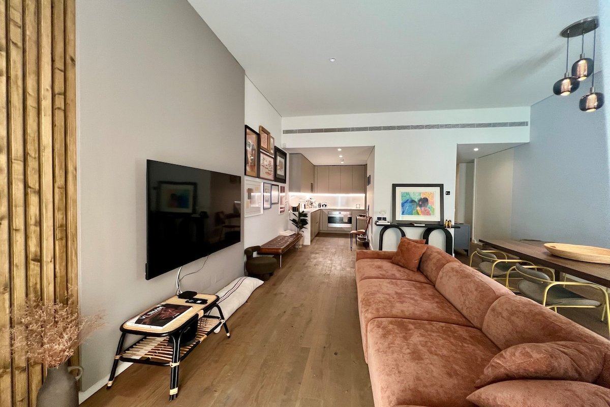 Contemporary Restelo Apartment gallery image 3