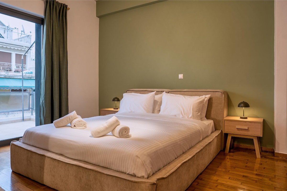 Acropolis Penthouse Project gallery image 4