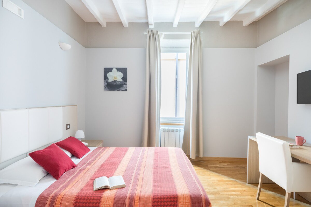 Spanish Steps House gallery image 2