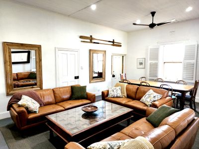 1858 Barossa Accommodation entire farmhouse.