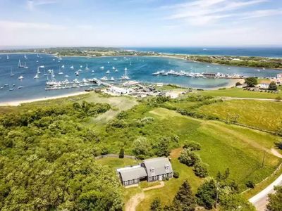 New Harbor House Unit B w/Sunset View