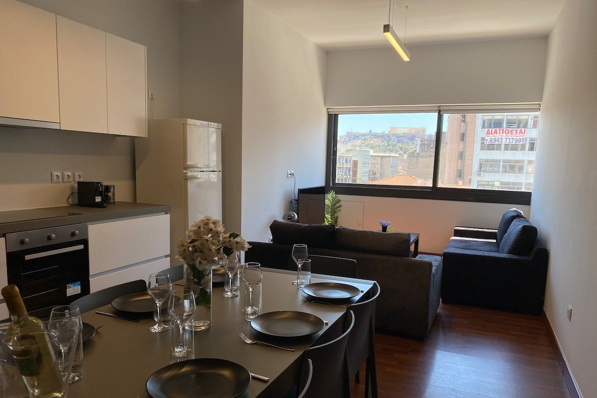 Athens Market Iconic Apartment, Acropolis view gallery image 5
