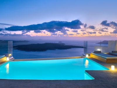 Villas Ioli Anastasia with Stunning Caldera Views