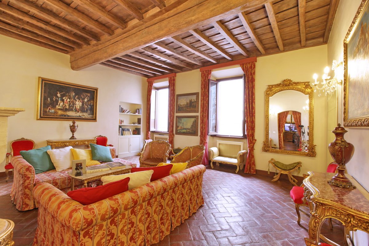 Navona Pantheon Exclusive Spacious Luxury