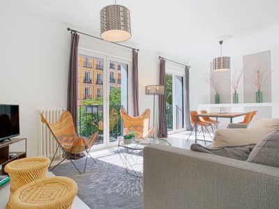 Exclusive apartment next to Cibeles. Chueca II