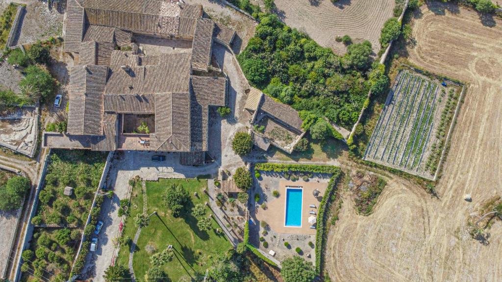 Son Costa, villa típica mallorquina con piscina gallery image 3