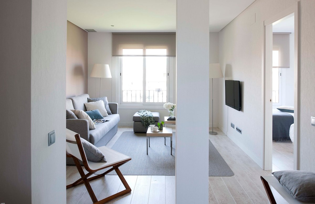 Roomy Nordic-Designed Apartment in the City Center gallery image 2