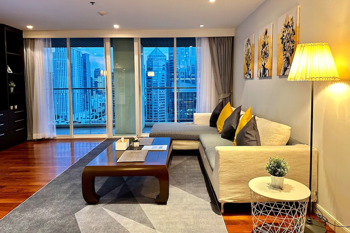 Stunning Corner! 7 min to Skytrain, Lumpini & Siam gallery image 4