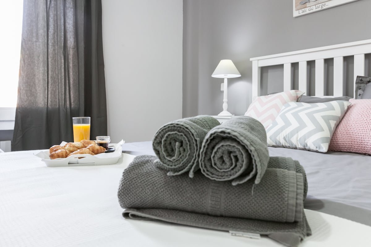 Beautiful 3bd apartment near Borne gallery image 4