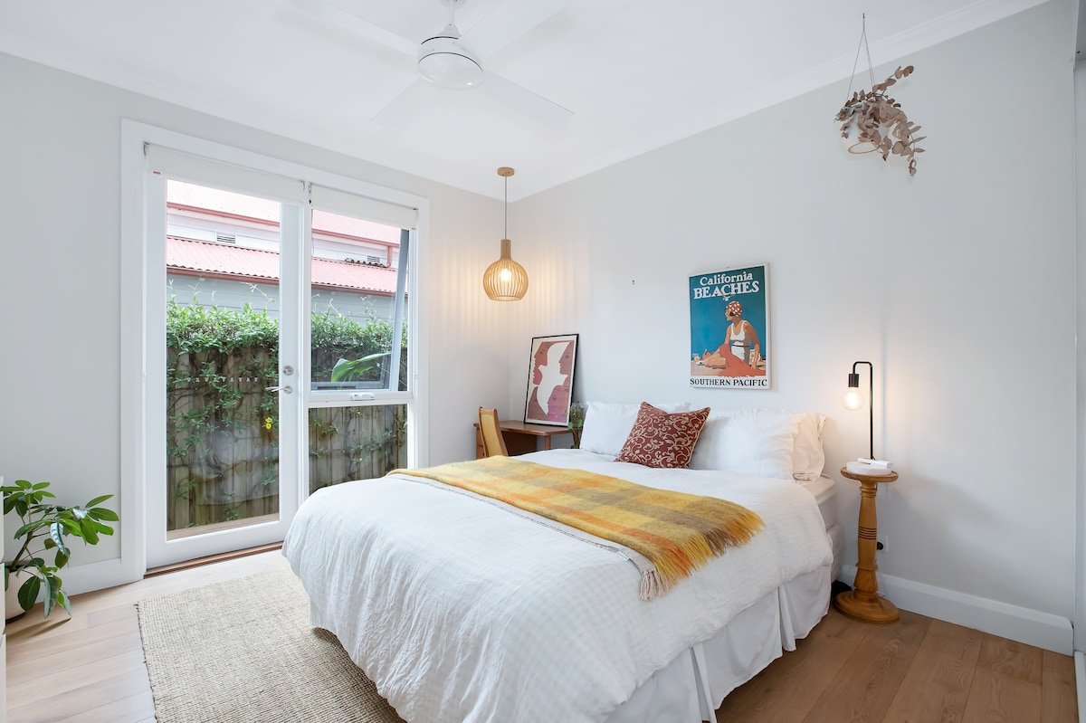 Manly Beach Resort with Parking | 5 min to Beach gallery image 3