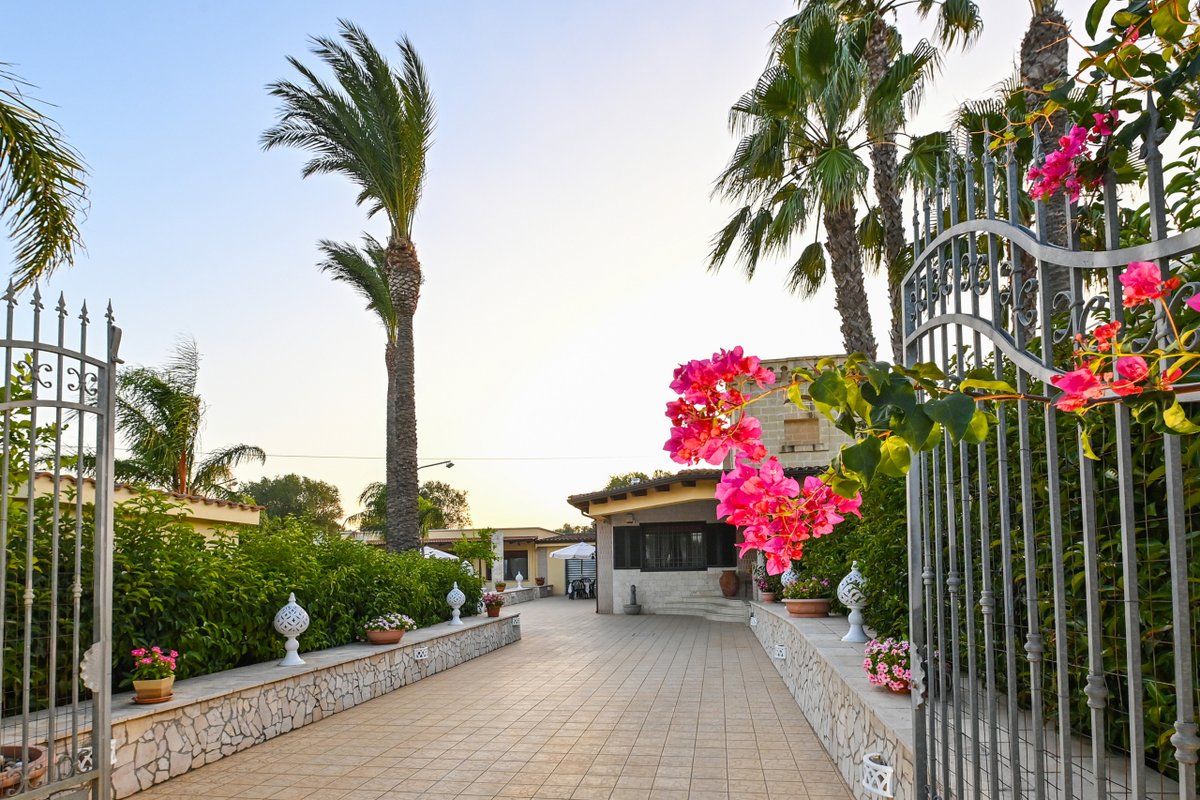 Villa Cavaliere by pugliadamare