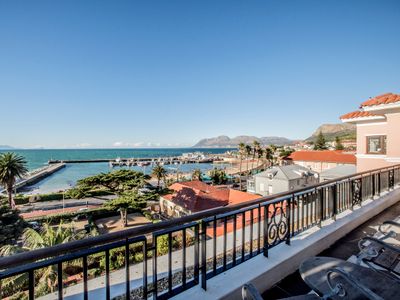 Penthouse at the Majestic, roof terrace/sea views