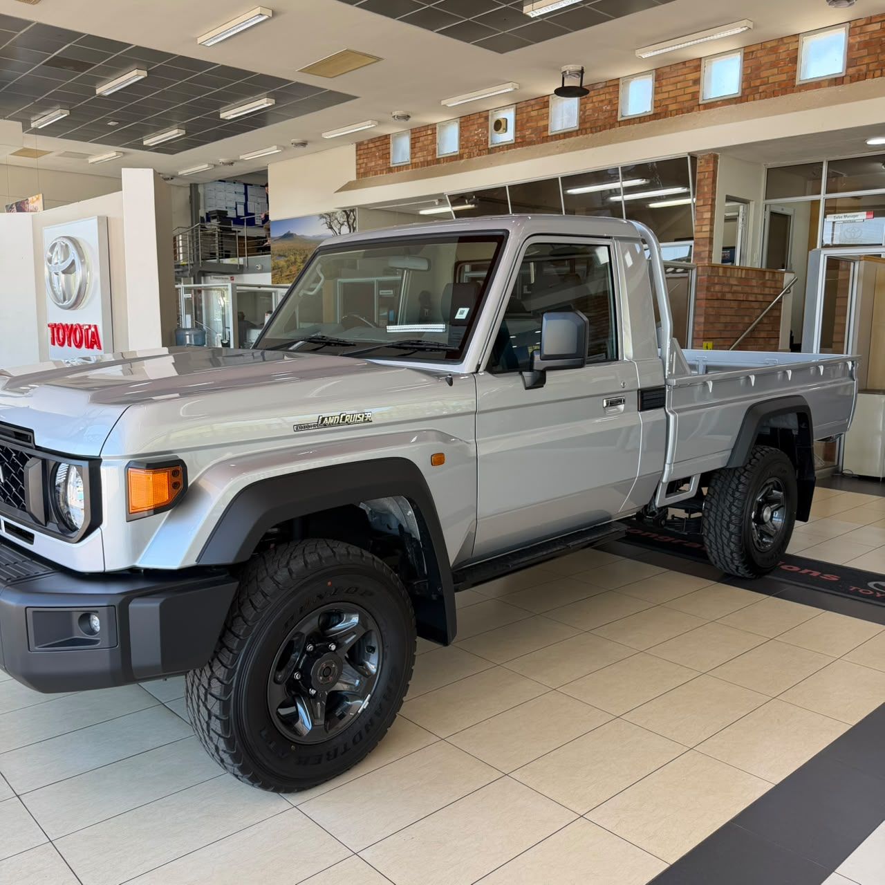 Used car gallery
