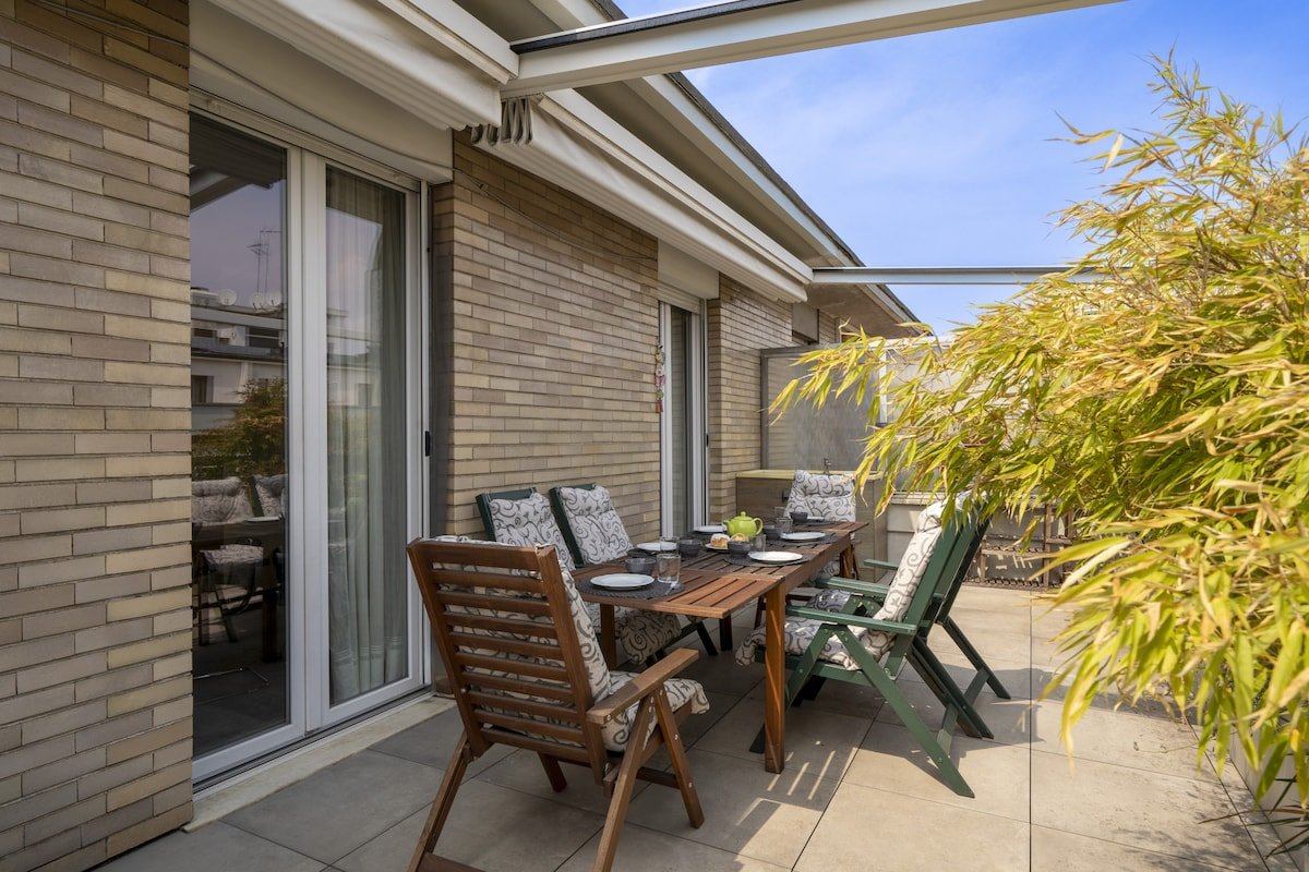 Glamorous Terrace – Excl. 3bdr a 300mt da Centrale gallery image 2
